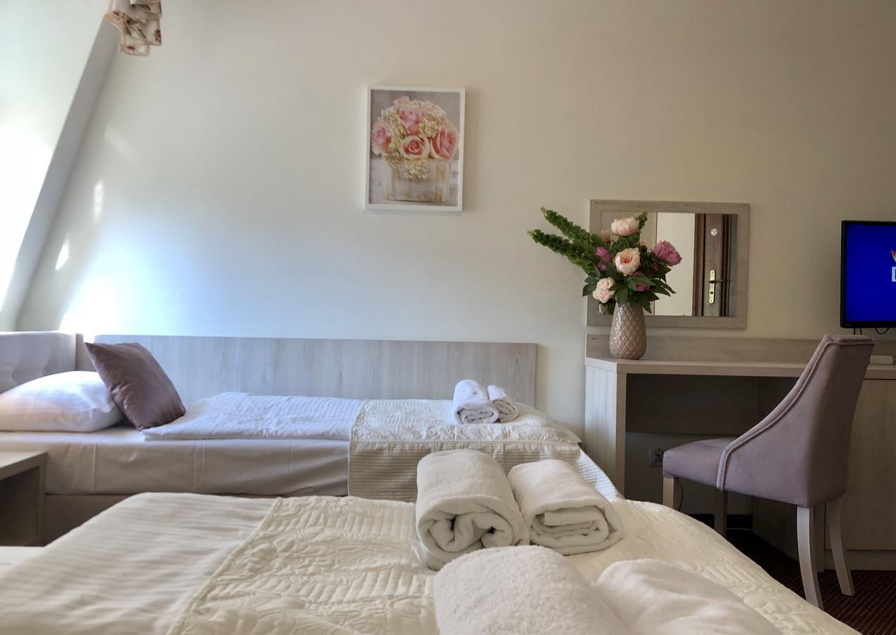 Villa Antica Kudowa-Zdroj Dış mekan fotoğraf